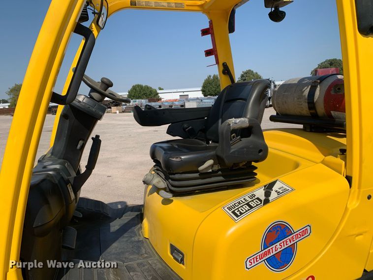image for item JT9679 2014 Hyster H80FT forklift