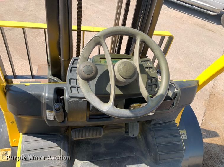 image for item JT9679 2014 Hyster H80FT forklift