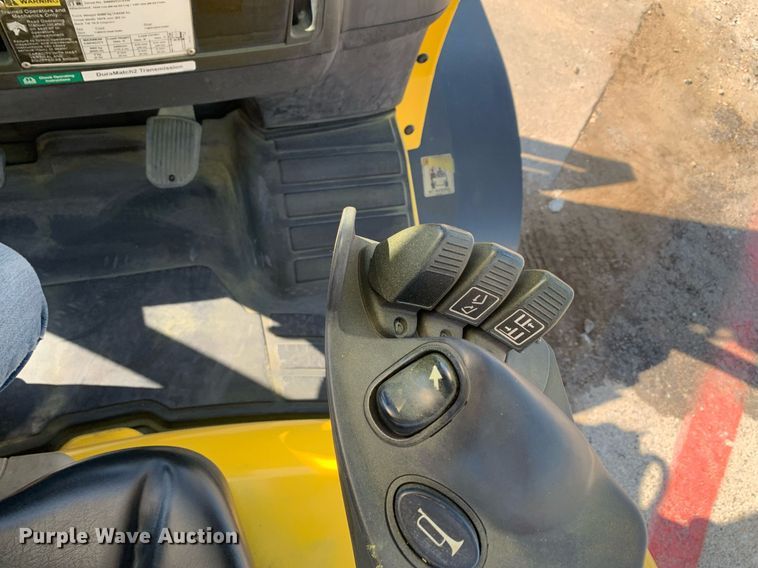 image for item JT9679 2014 Hyster H80FT forklift