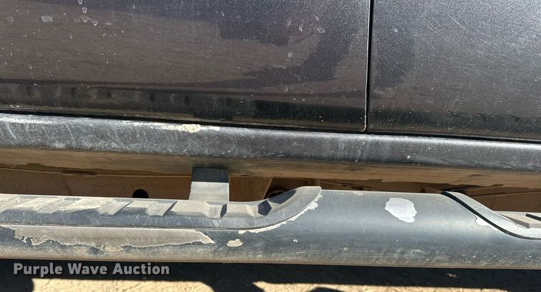 image for item LR9516 2016 Chevrolet Silverado 2500HD Double Cab pickup truck