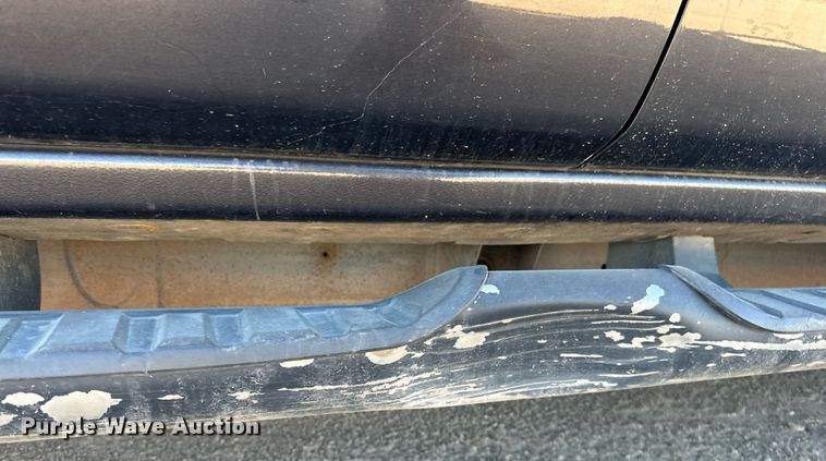 image for item LR9516 2016 Chevrolet Silverado 2500HD Double Cab pickup truck