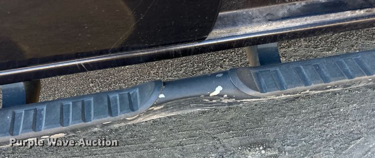 image for item LR9516 2016 Chevrolet Silverado 2500HD Double Cab pickup truck