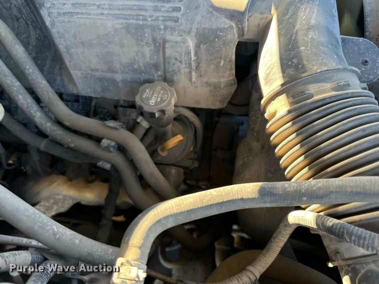 image for item LR9516 2016 Chevrolet Silverado 2500HD Double Cab pickup truck