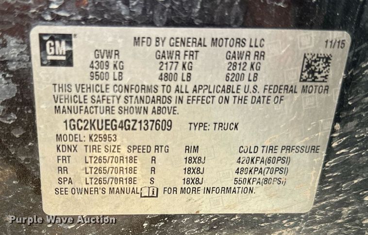 image for item LR9516 2016 Chevrolet Silverado 2500HD Double Cab pickup truck