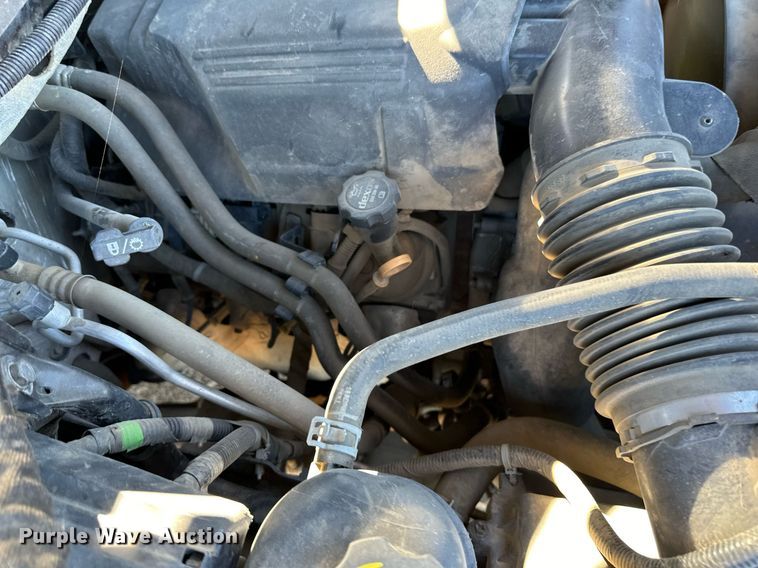 image for item LR9517 2016 Chevrolet Silverado 2500HD Double Cab pickup truck