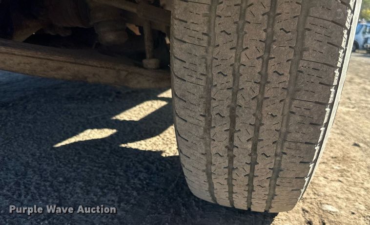 image for item LR9517 2016 Chevrolet Silverado 2500HD Double Cab pickup truck