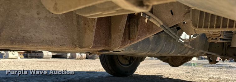 image for item LR9518 2017 Chevrolet Silverado 2500HD  Double Cab pickup truck