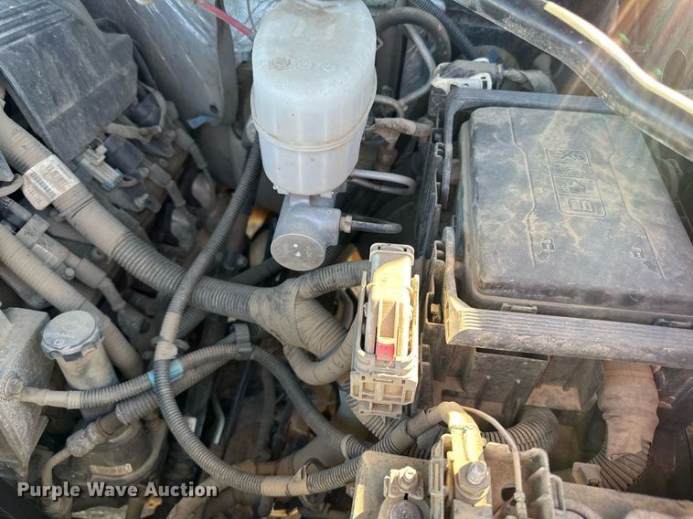 image for item LR9518 2017 Chevrolet Silverado 2500HD  Double Cab pickup truck