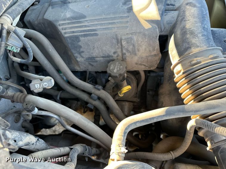 image for item LR9518 2017 Chevrolet Silverado 2500HD  Double Cab pickup truck