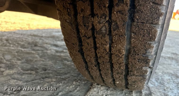 image for item LR9518 2017 Chevrolet Silverado 2500HD  Double Cab pickup truck