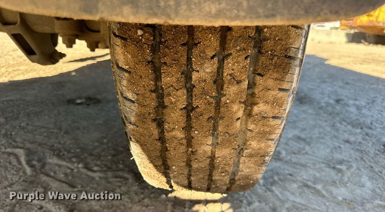 image for item LR9518 2017 Chevrolet Silverado 2500HD  Double Cab pickup truck