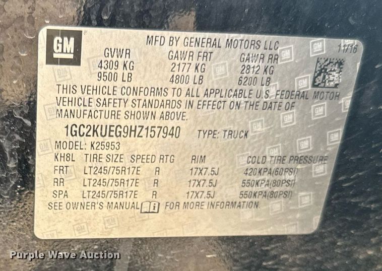 image for item LR9518 2017 Chevrolet Silverado 2500HD  Double Cab pickup truck