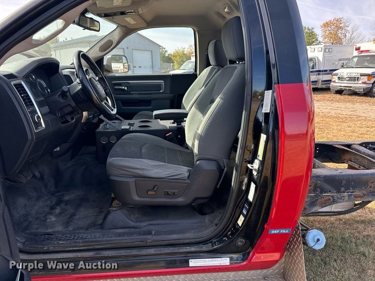 image for item LR9529 2014 Dodge Ram 4500 truck cab and chassis