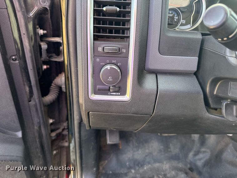 image for item LR9529 2014 Dodge Ram 4500 truck cab and chassis