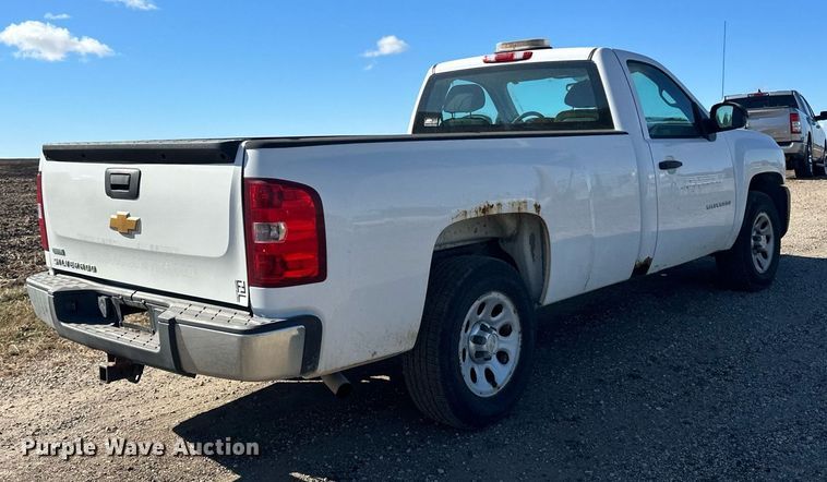 image for item LR9532 2012 Chevrolet  Silverado 1500 pickup truck