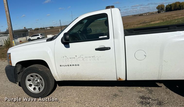 image for item LR9532 2012 Chevrolet  Silverado 1500 pickup truck