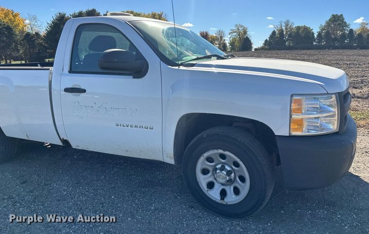 image for item LR9532 2012 Chevrolet  Silverado 1500 pickup truck