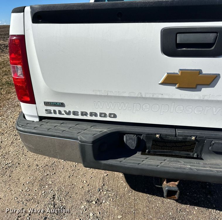 image for item LR9532 2012 Chevrolet  Silverado 1500 pickup truck