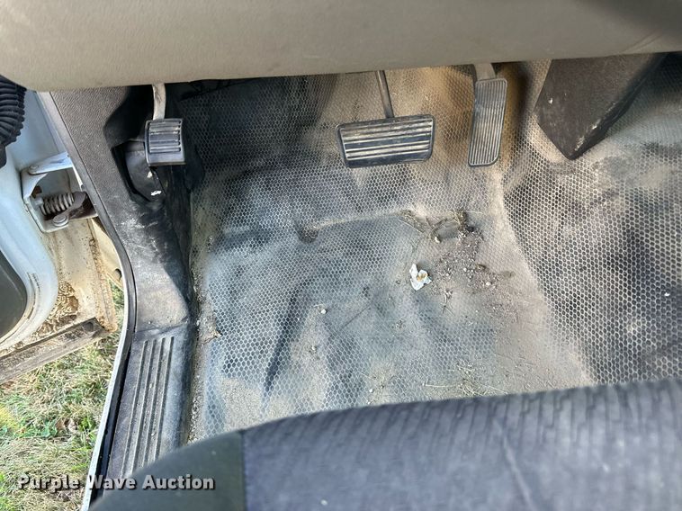 image for item LR9532 2012 Chevrolet  Silverado 1500 pickup truck