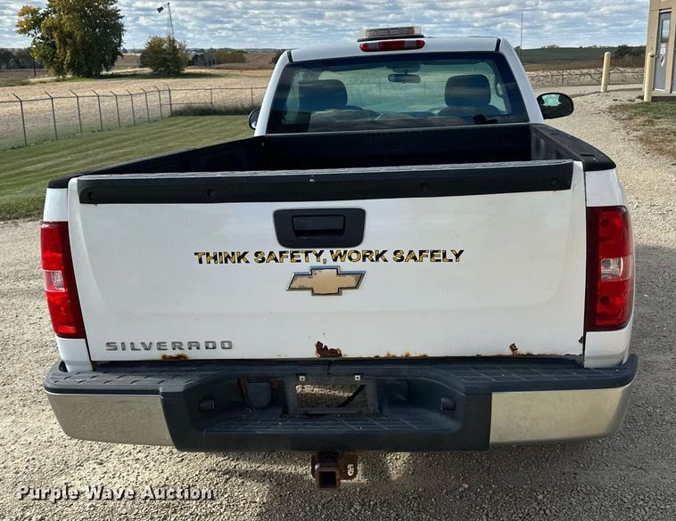 image for item LR9536 2010 Chevrolet  Silverado 1500 pickup truck