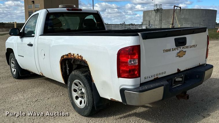 image for item LR9536 2010 Chevrolet  Silverado 1500 pickup truck