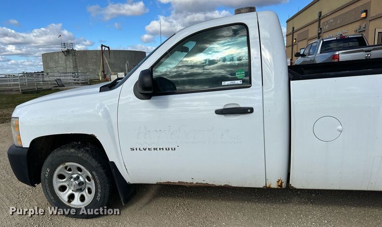 image for item LR9536 2010 Chevrolet  Silverado 1500 pickup truck
