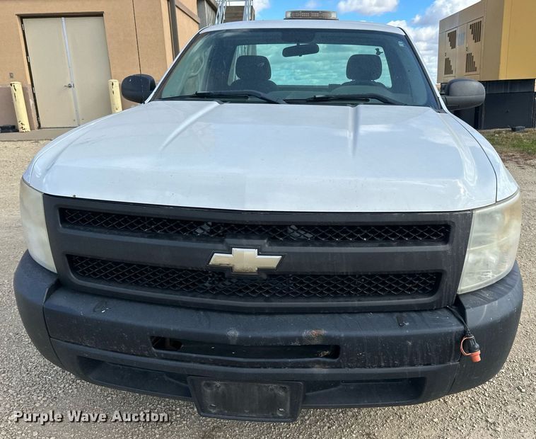 image for item LR9536 2010 Chevrolet  Silverado 1500 pickup truck