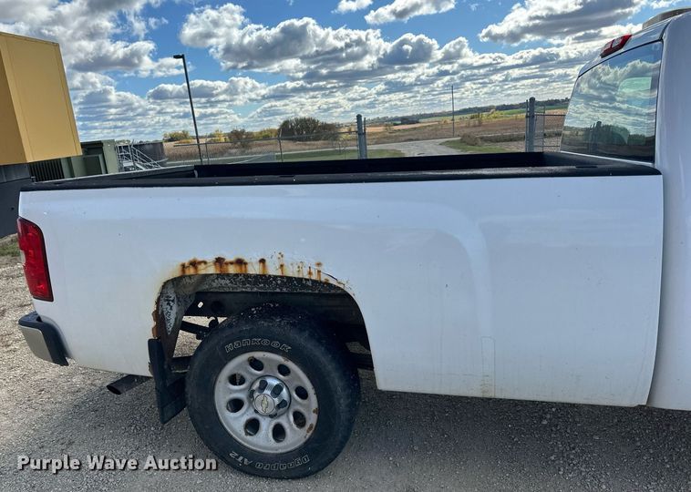 image for item LR9536 2010 Chevrolet  Silverado 1500 pickup truck