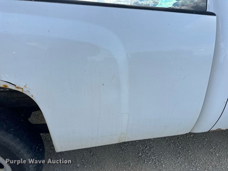 image for item LR9536 2010 Chevrolet  Silverado 1500 pickup truck