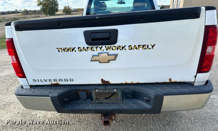 image for item LR9536 2010 Chevrolet  Silverado 1500 pickup truck