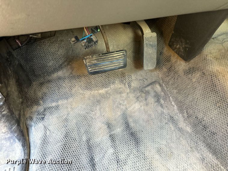 image for item LR9536 2010 Chevrolet  Silverado 1500 pickup truck