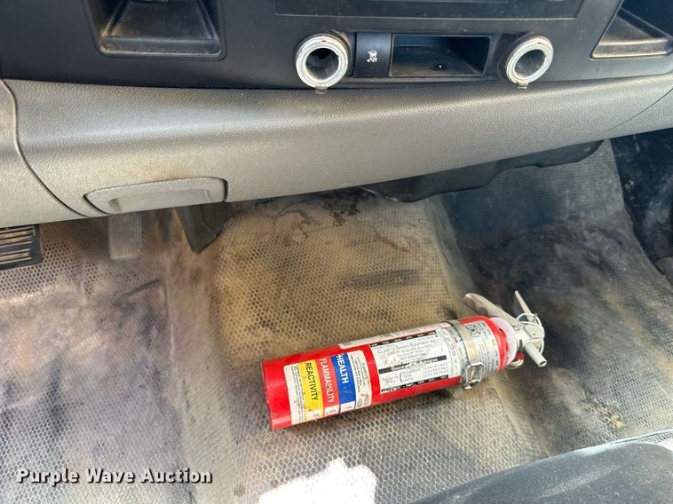 image for item LR9536 2010 Chevrolet  Silverado 1500 pickup truck