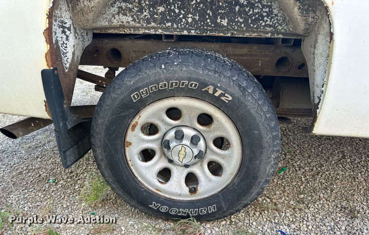 image for item LR9536 2010 Chevrolet  Silverado 1500 pickup truck