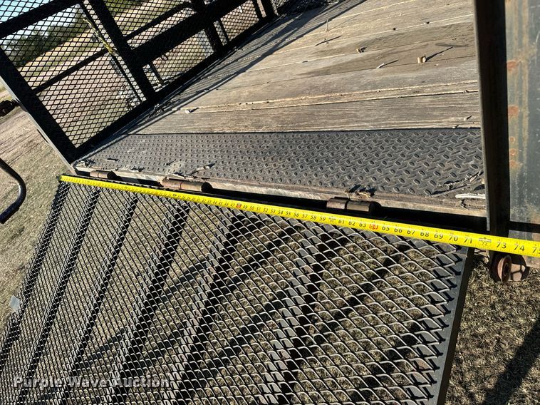 image for item MS9827 2001 Ark City Trailer utility trailer