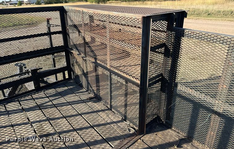 image for item MS9827 2001 Ark City Trailer utility trailer