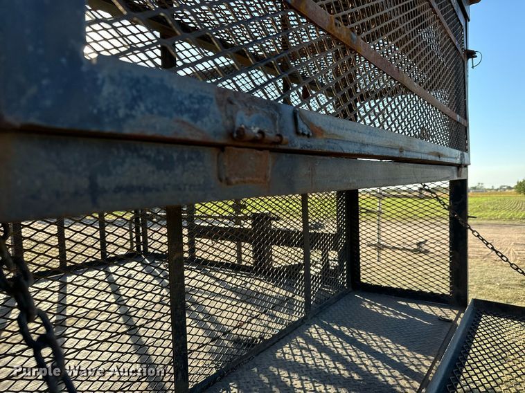 image for item MS9827 2001 Ark City Trailer utility trailer