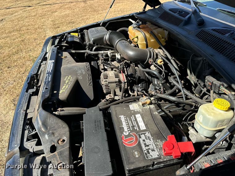 image for item MS9830 2004 Jeep Liberty  SUV