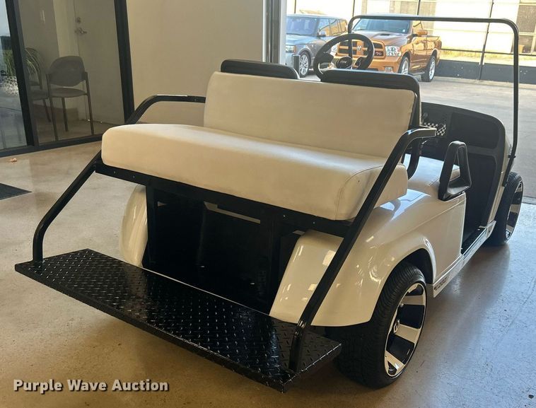 image for item NO9500 EZ-GO golf cart