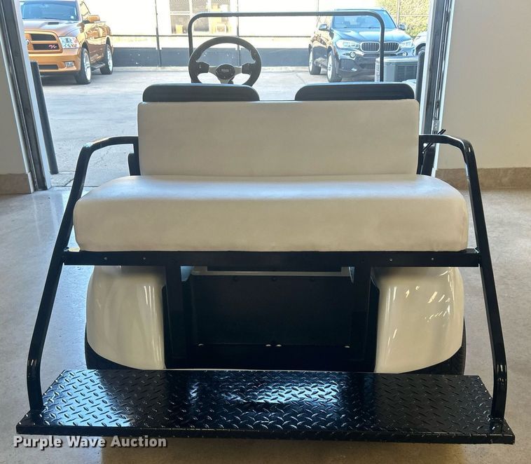 image for item NO9500 EZ-GO golf cart