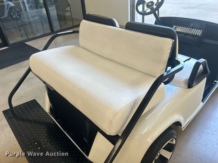 image for item NO9500 EZ-GO golf cart