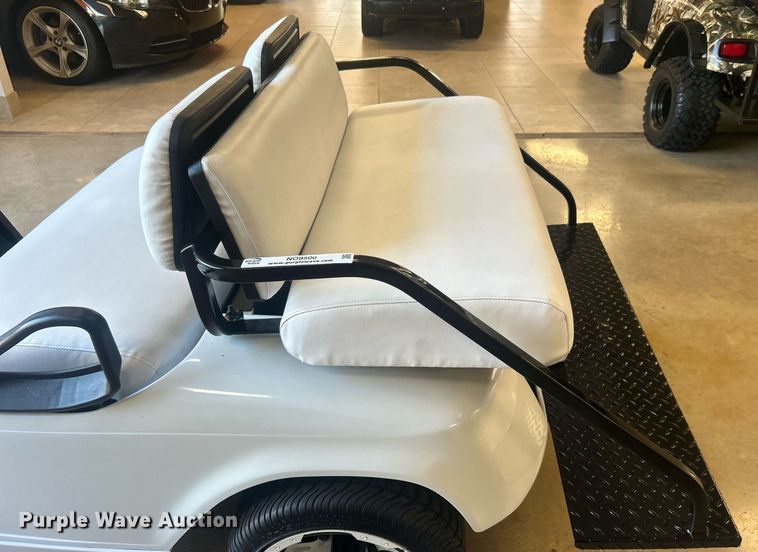 image for item NO9500 EZ-GO golf cart