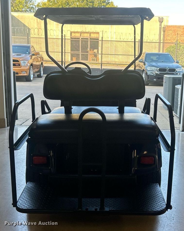 image for item NO9501 EZ-GO golf cart
