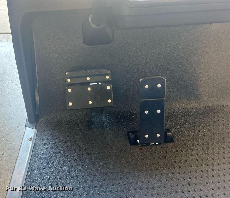 image for item NO9501 EZ-GO golf cart