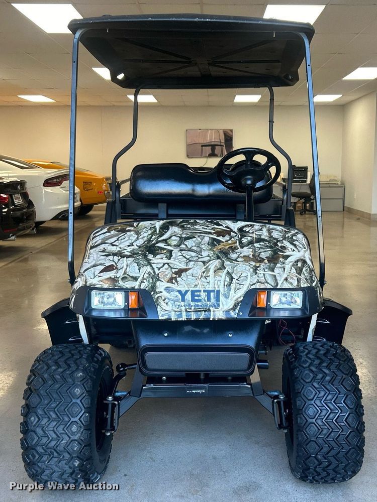 image for item NO9502 EZ-GO golf cart