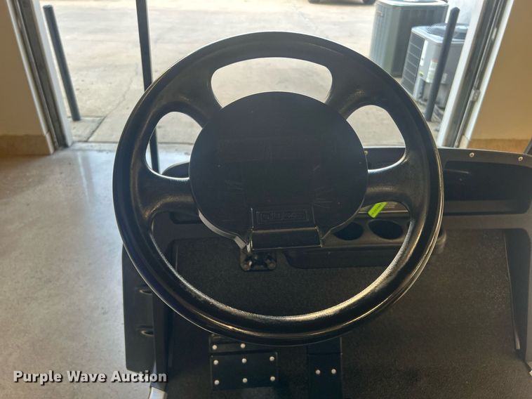 image for item NO9502 EZ-GO golf cart