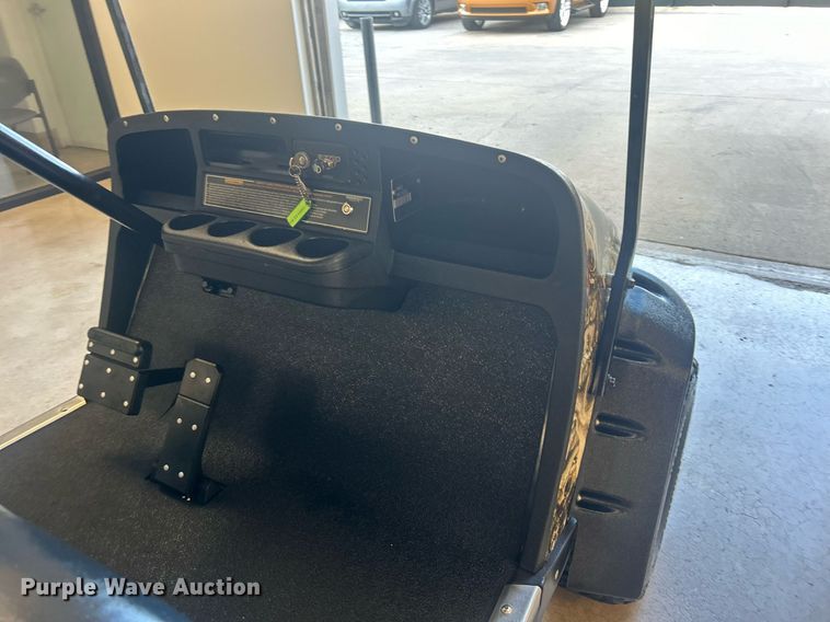 image for item NO9502 EZ-GO golf cart