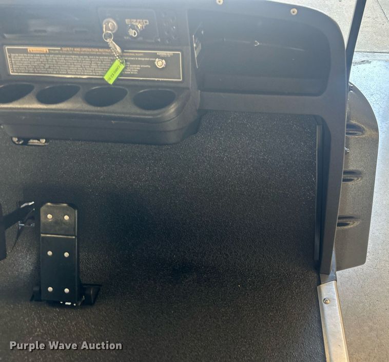 image for item NO9502 EZ-GO golf cart