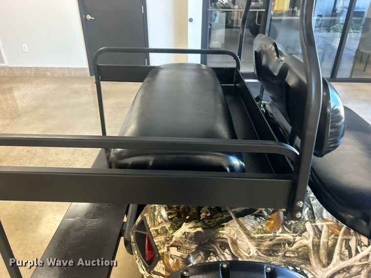 image for item NO9502 EZ-GO golf cart