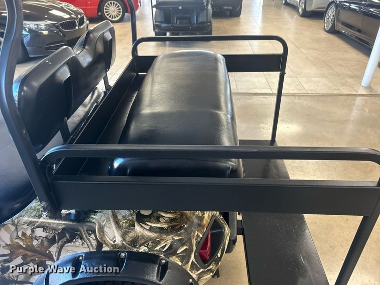 image for item NO9502 EZ-GO golf cart