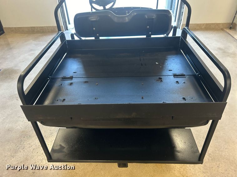 image for item NO9502 EZ-GO golf cart